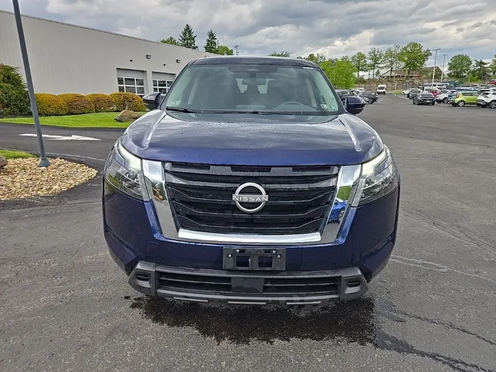2024 Nissan Pathfinder - view 12