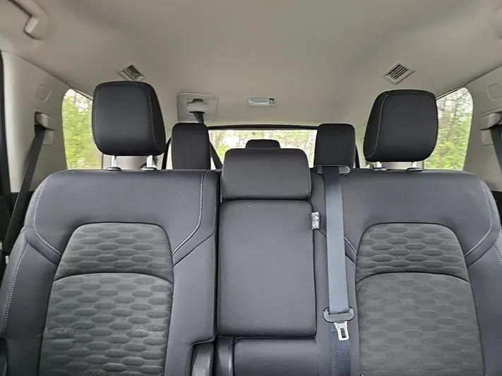 2024 Nissan Pathfinder - view 23