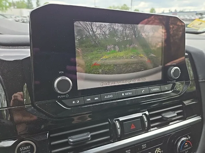 2024 Nissan Pathfinder - view 26