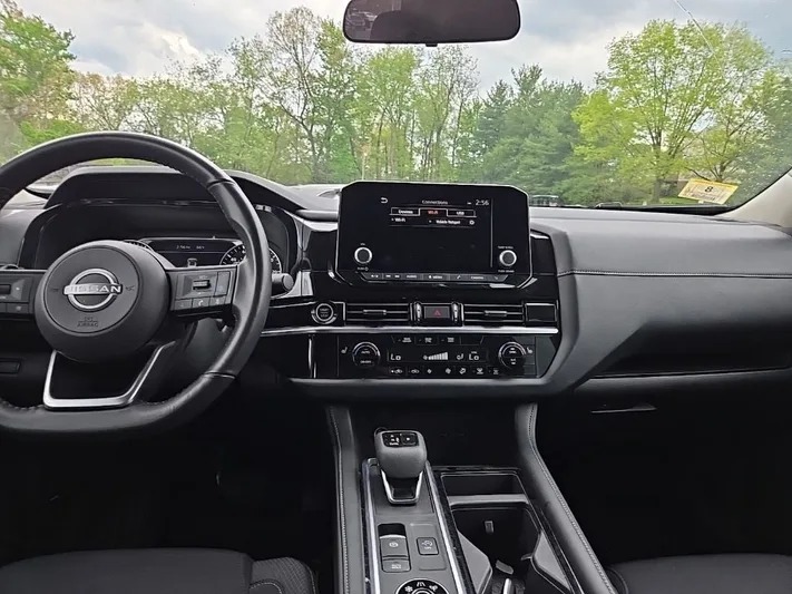 2024 Nissan Pathfinder - view 36