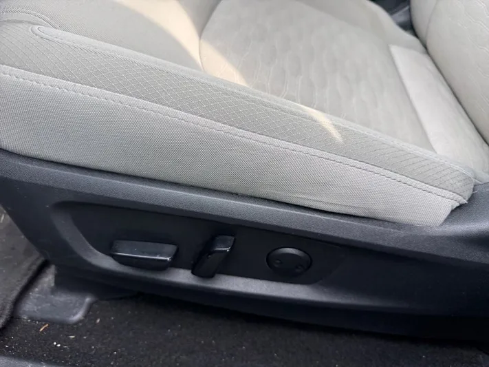 2024 Nissan Pathfinder - view 13