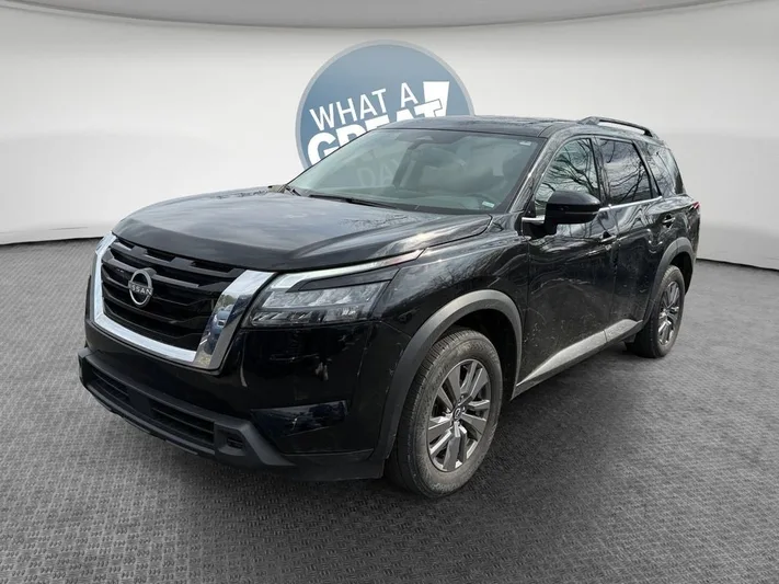 2024 Nissan Pathfinder - view 8