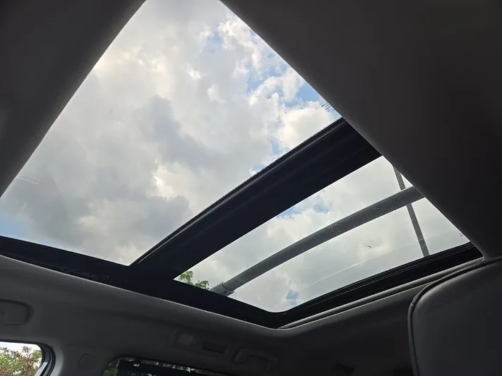 2025 Nissan Pathfinder - view 27