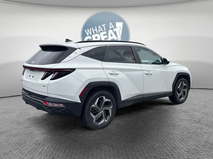 2023 Hyundai Tucson - view 3