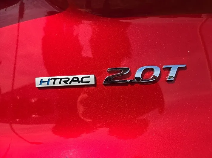 2020 Hyundai Santa - view 4