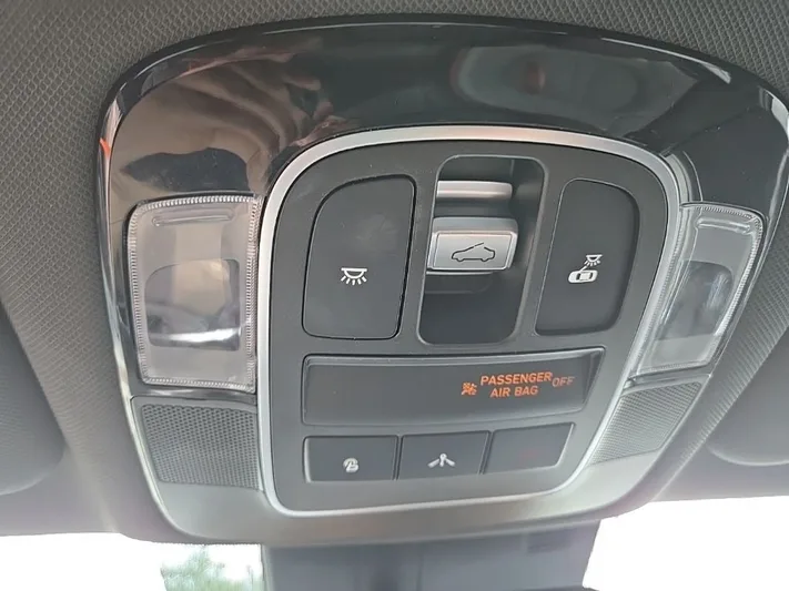 2020 Hyundai Sonata - view 24