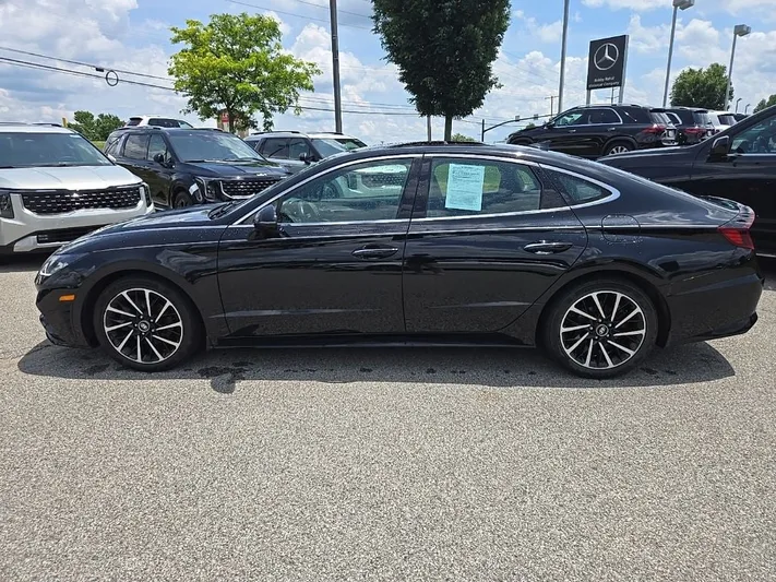 2020 Hyundai Sonata - view 7