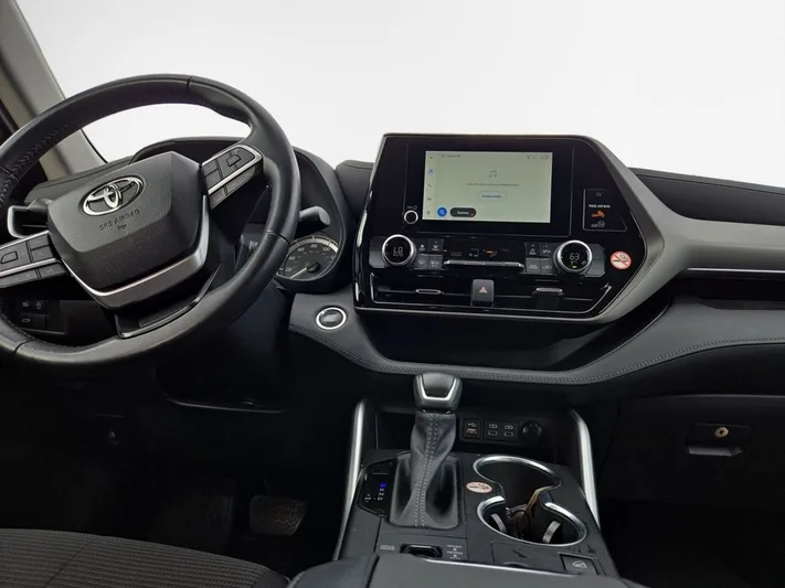 2023 Toyota Highlander - view 21