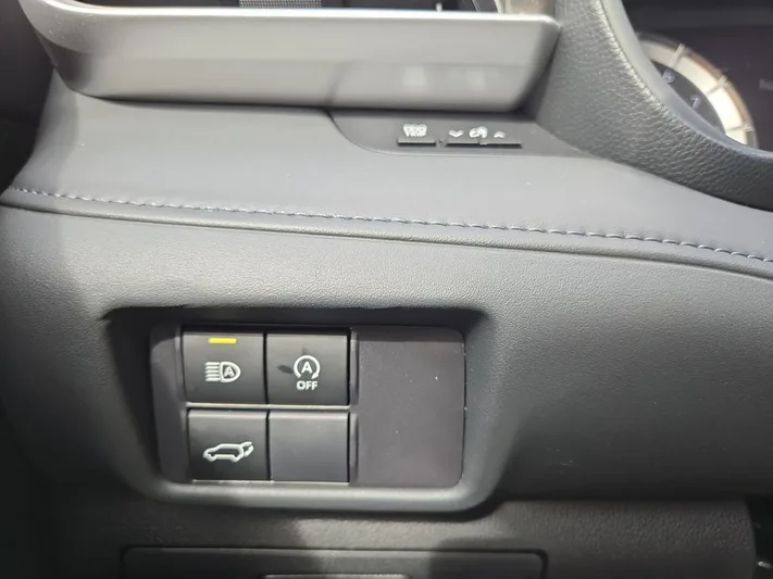 2023 Toyota Highlander - view 30
