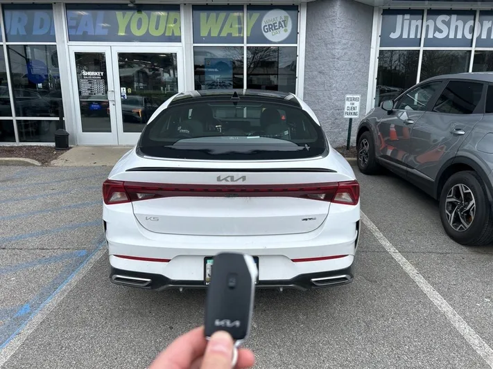 2023 Kia K5 - view 3