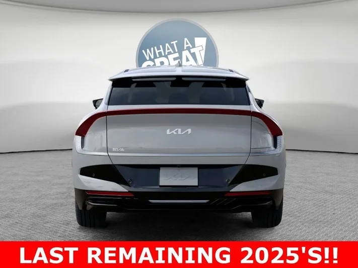 2025 Kia EV6 - view 13