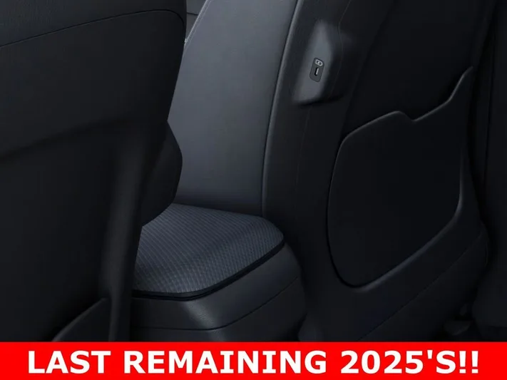 2025 Kia EV6 - view 26