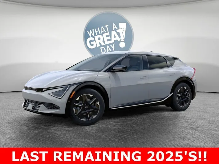2025 Kia EV6 - view 3