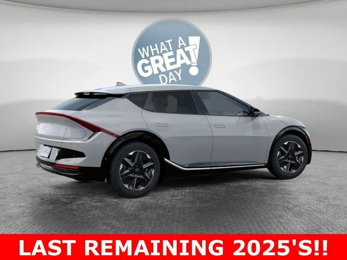2025 Kia EV6 - view 6