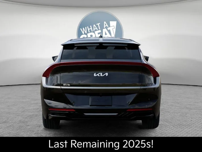 2025 Kia EV6 - view 13
