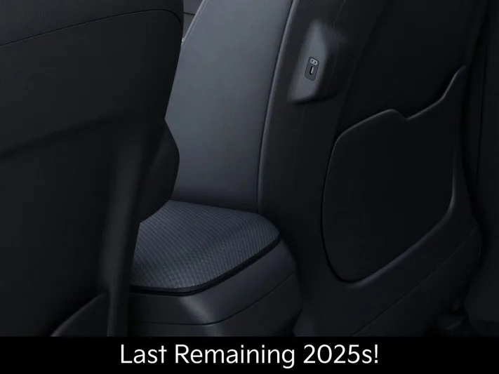 2025 Kia EV6 - view 26