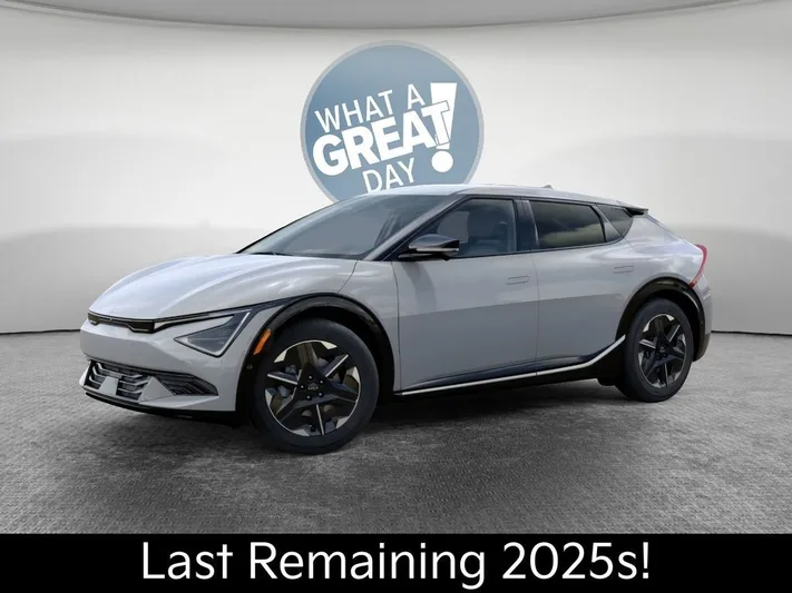 2025 Kia EV6 - view 3