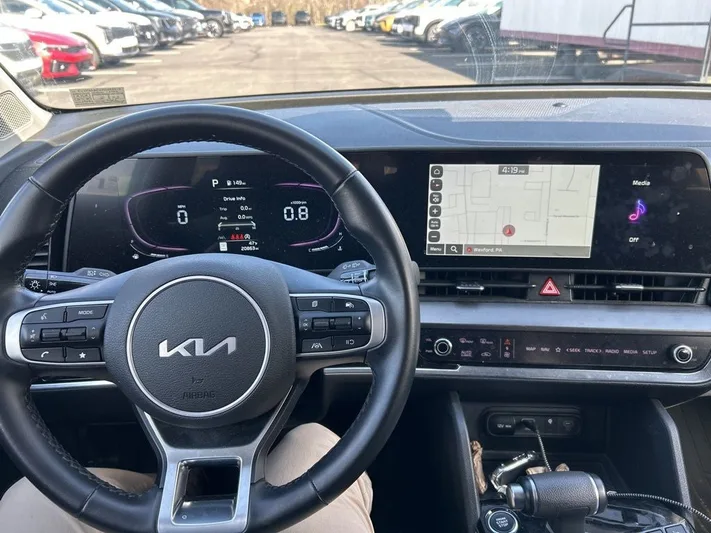 2023 Kia Sportage - view 15
