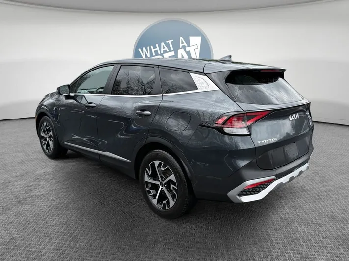 2023 Kia Sportage - view 6