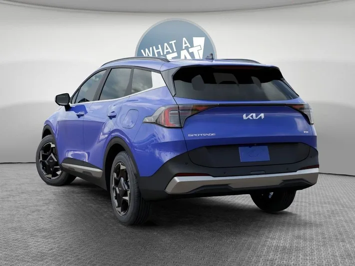2026 Kia Sportage - view 4