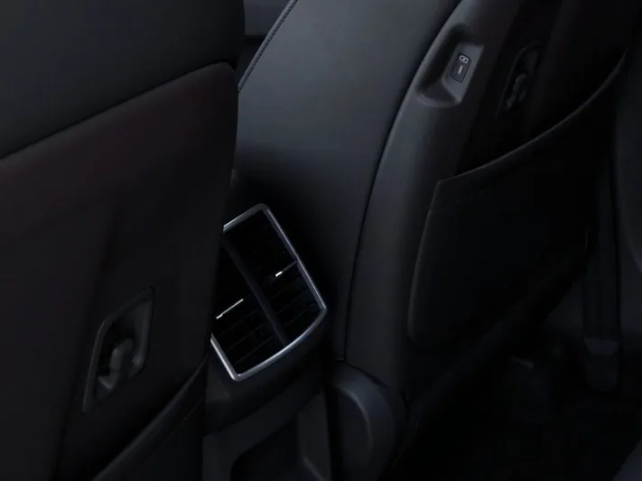 2026 Kia Sportage - view 26