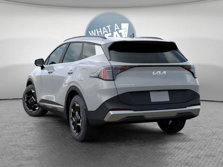 2026 Kia Sportage - view 4