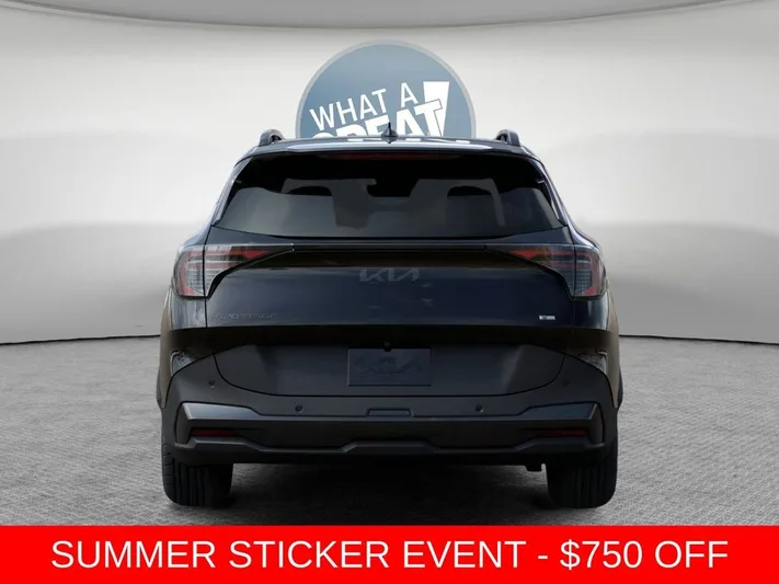 2026 Kia Sportage - view 13