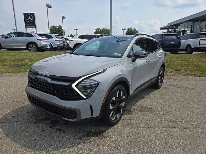 2024 Kia Sportage - view 2