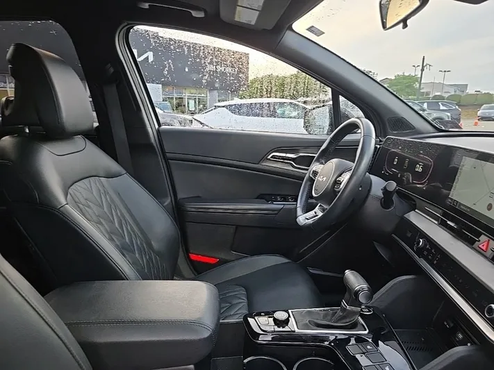 2024 Kia Sportage - view 38