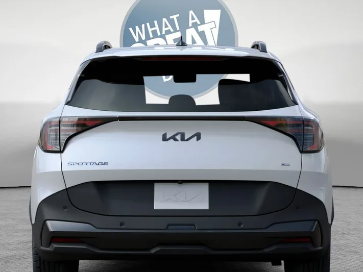 2026 Kia Sportage - view 13