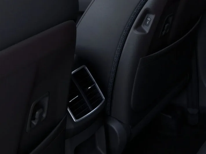 2026 Kia Sportage - view 26