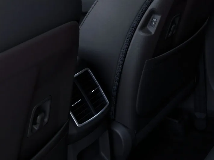 2026 Kia Sportage - view 26