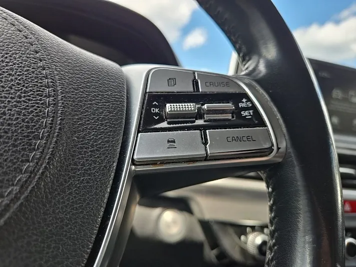 2021 Kia Telluride - view 15