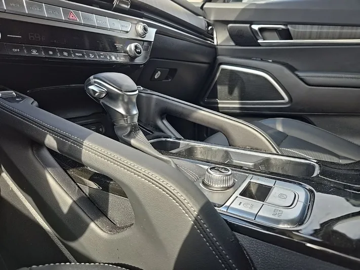 2024 Kia Telluride - view 25