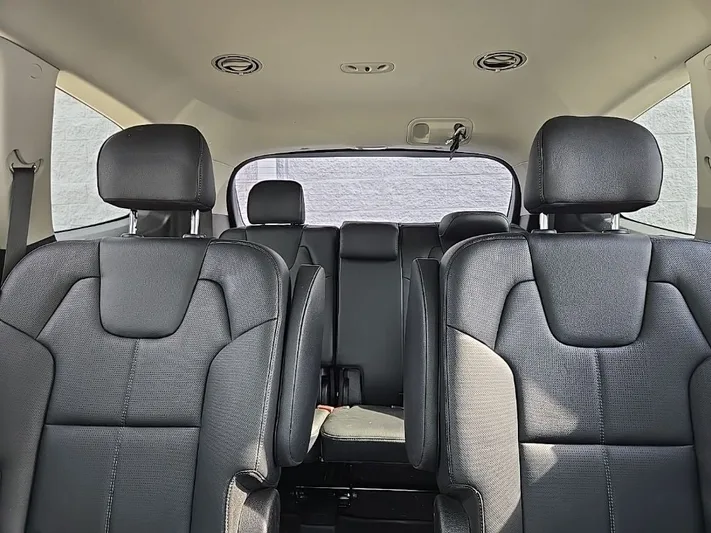 2024 Kia Telluride - view 27
