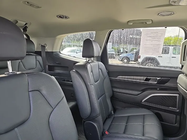 2024 Kia Telluride - view 38