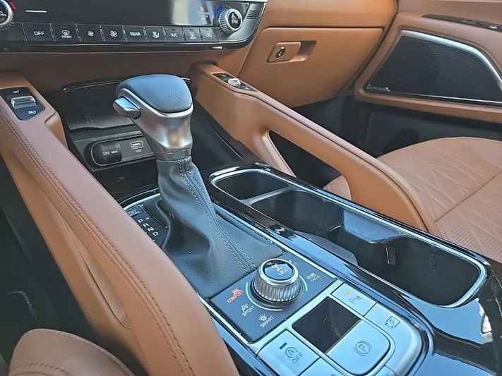 2024 Kia Telluride - view 27