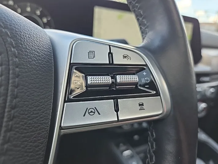 2023 Kia Telluride - view 17