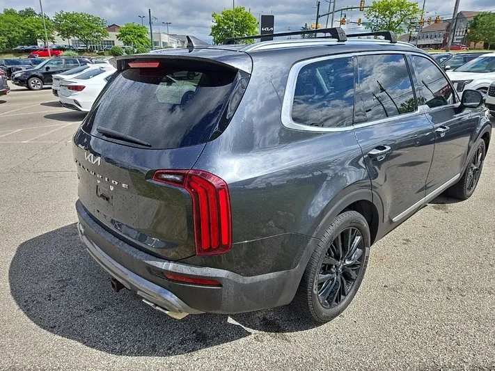 2022 Kia Telluride - view 3