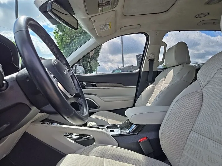 2022 Kia Telluride - view 35