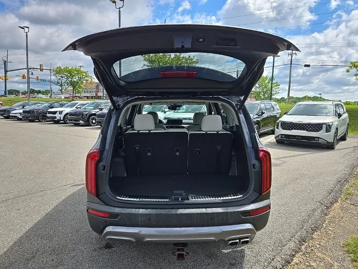 2022 Kia Telluride - view 37