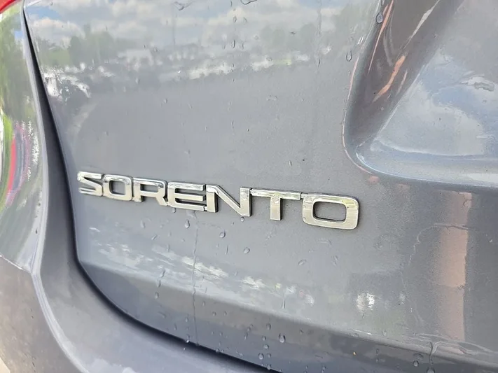 2020 Kia Sorento - view 35