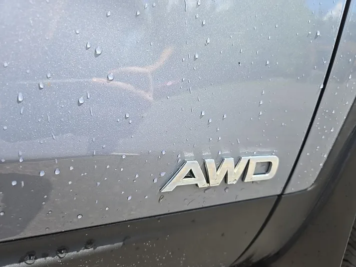 2020 Kia Sorento - view 9