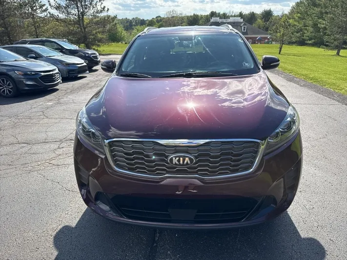 2020 Kia Sorento - view 2