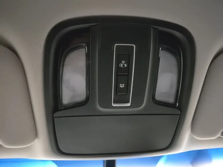 2016 Kia Sorento - view 27