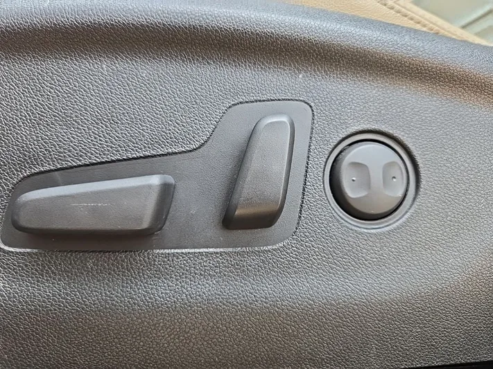 2018 Kia Sorento - view 29