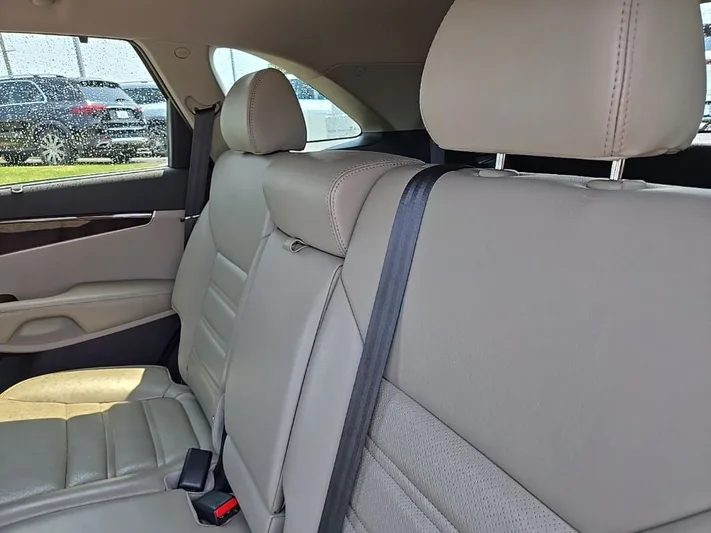 2018 Kia Sorento - view 31
