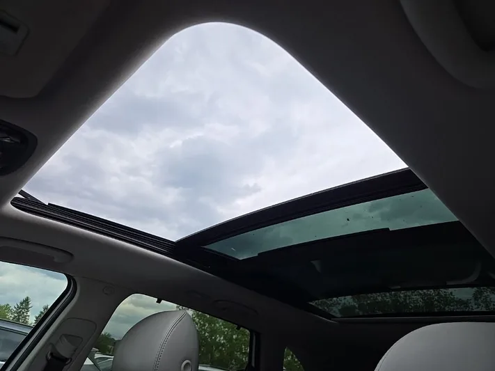 2018 Kia Sorento - view 24