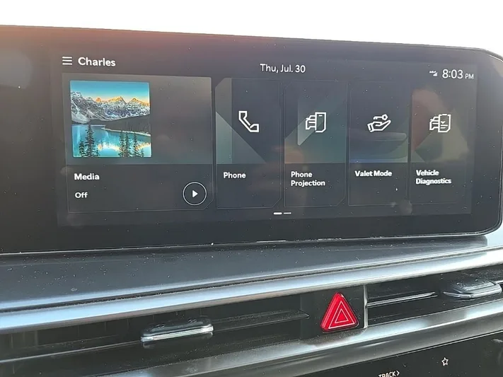 2024 Kia Sorento - view 21