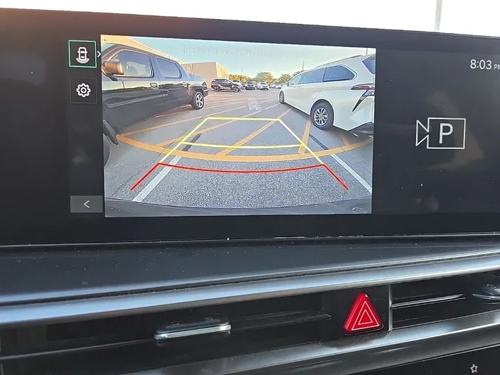 2024 Kia Sorento - view 22